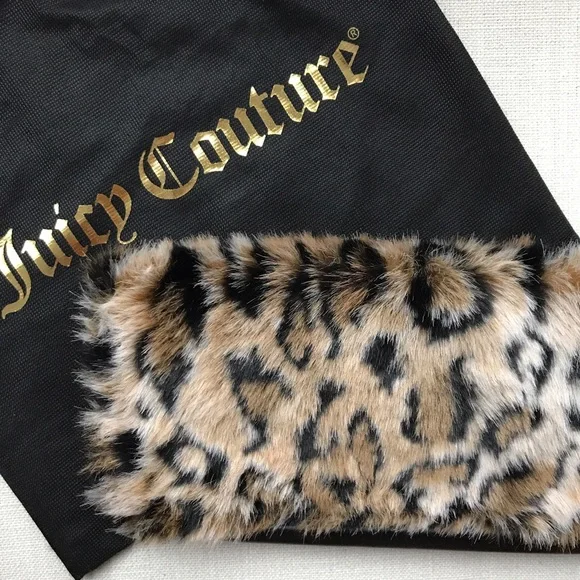 💜Juicy Couture Faux Fur Leopard Clutch 2 for $20! - Picture 11 of 12